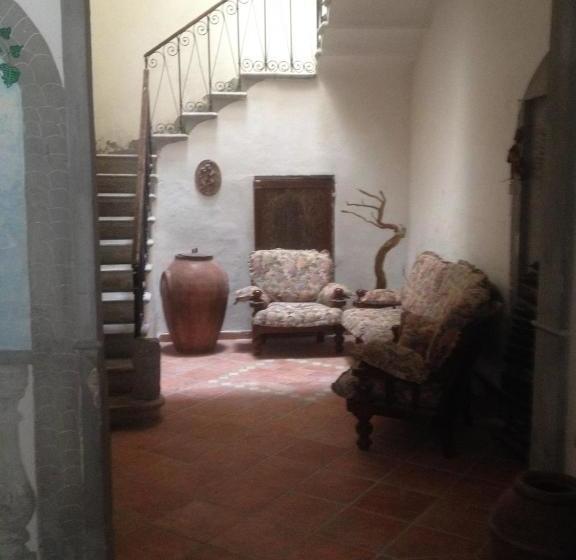 مبيت وإفطار Labarchettaok