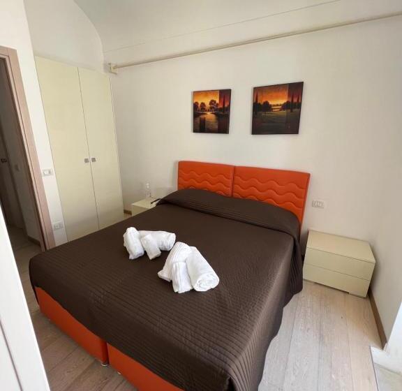 تختخواب و صبحانه Plaza Rooms