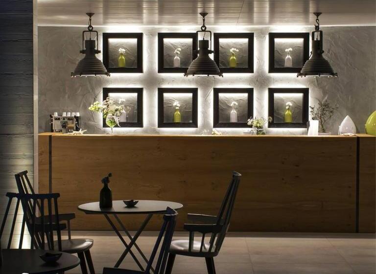 تختخواب و صبحانه Tonnoconte Relais & Restaurant