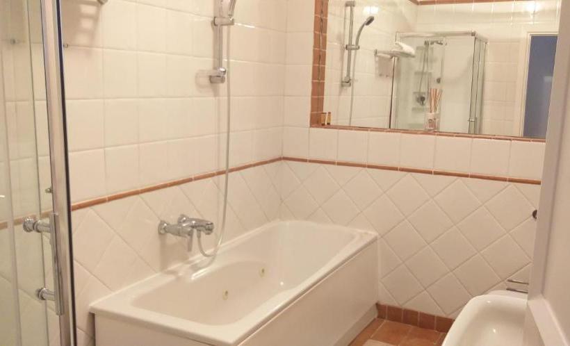 مبيت وإفطار Villa Pocci