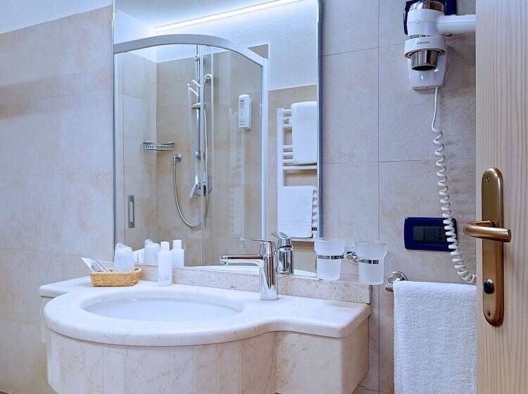 فندق Madonna Delle Nevi