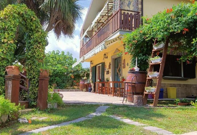 住宿加早餐  Il Laghetto