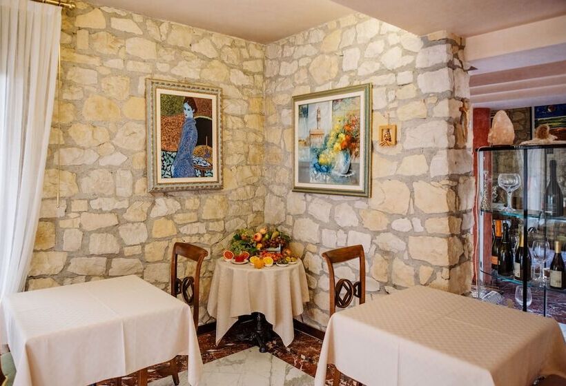 مبيت وإفطار La Dolce Vita