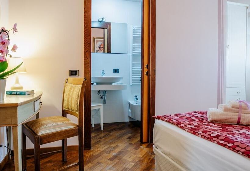 مبيت وإفطار La Dolce Vita