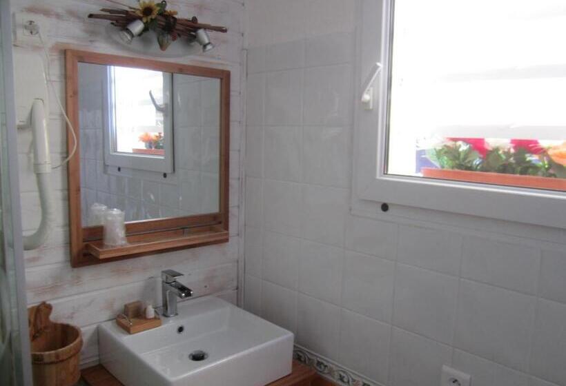 تختخواب و صبحانه La Villa De La Marana