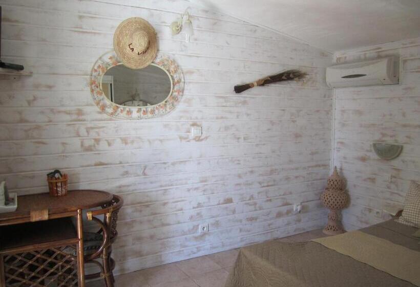 تختخواب و صبحانه La Villa De La Marana