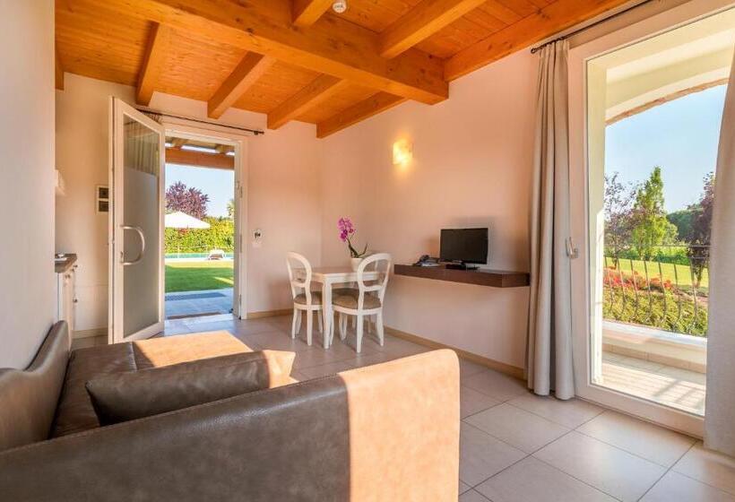 تختخواب و صبحانه Agriturismo Corte Aurea