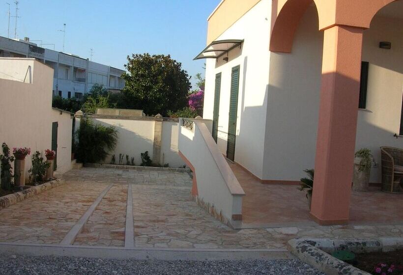 مبيت وإفطار Casina Dei Nonni