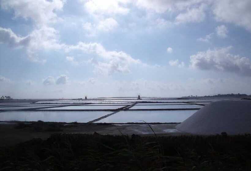 تختخواب و صبحانه Colomba Bianca