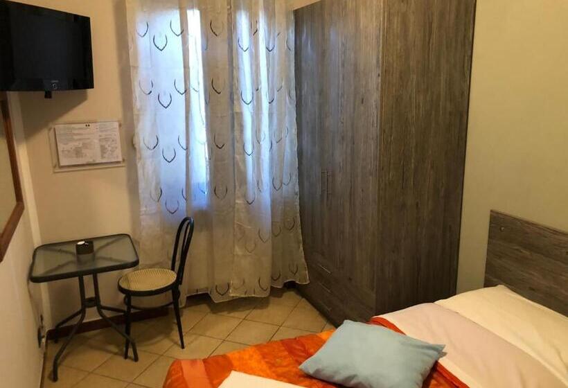 مبيت وإفطار Il Gatto E La Volpe