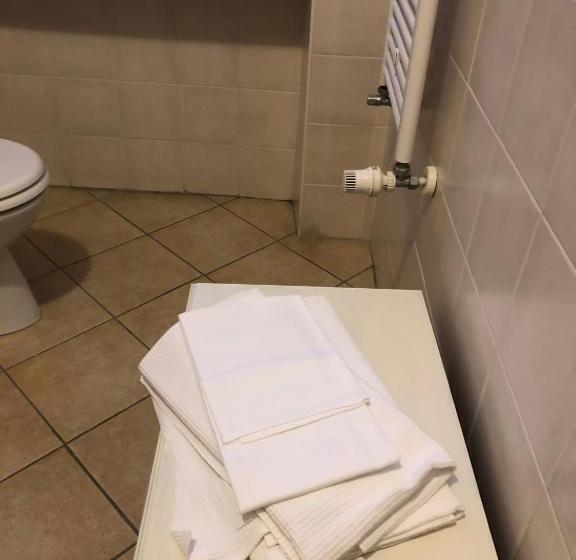 مبيت وإفطار Il Gatto E La Volpe