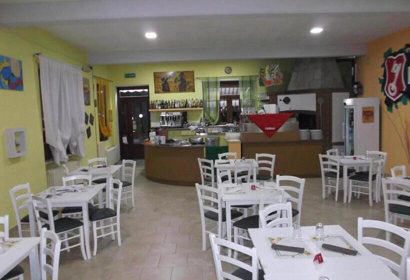 مبيت وإفطار Il Gatto E La Volpe