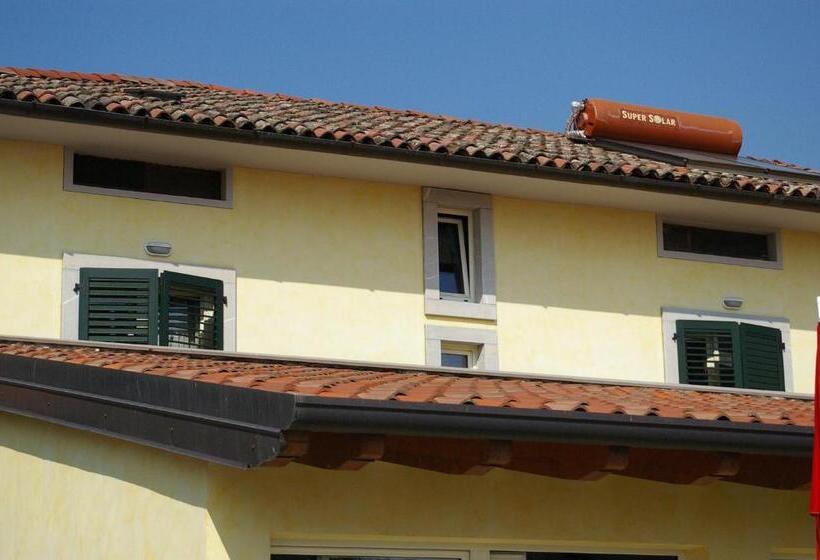 مبيت وإفطار La Casa Sul Fiume