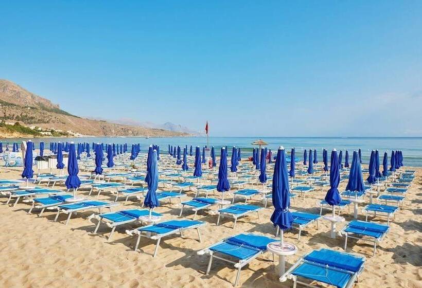 مبيت وإفطار La Suite Di Segesta