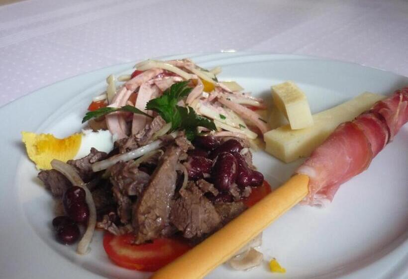 Bed and Breakfast Pension Pernthaler