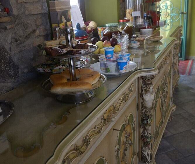 تختخواب و صبحانه Villa Felice