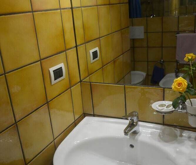 تختخواب و صبحانه Villa Felice