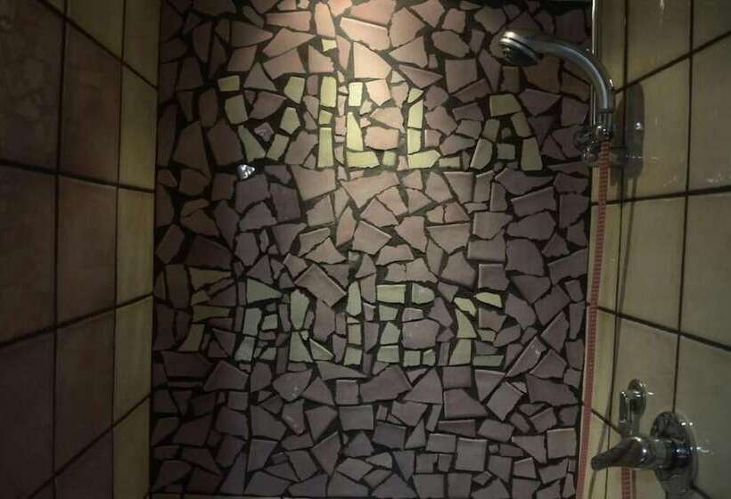 تختخواب و صبحانه Villa Felice