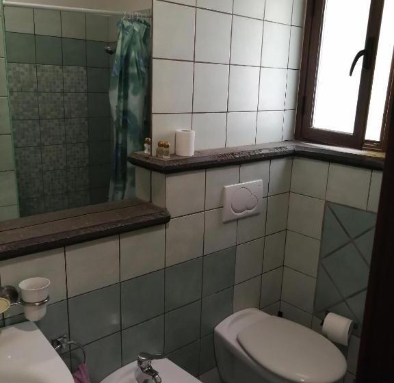 تختخواب و صبحانه Villa Felice