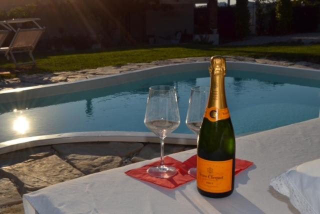 مبيت وإفطار Villa Tamara Country & Spa Suites