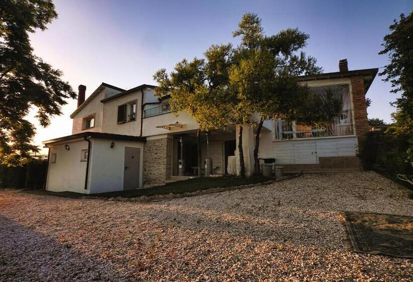 مبيت وإفطار Villa Tamara Country & Spa Suites