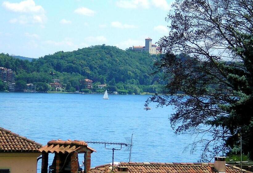 تختخواب و صبحانه Villanuvola