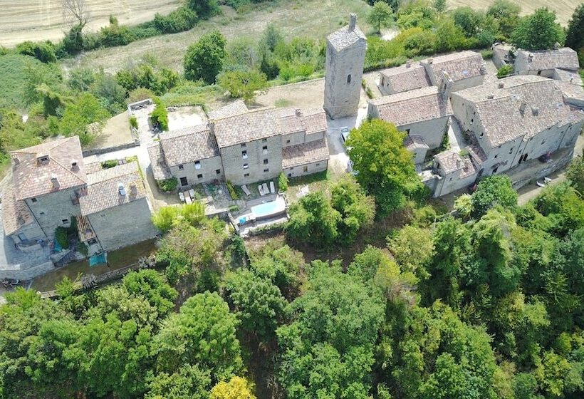 فندق Agriturismo Biologico Castello Della Pieve