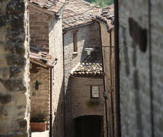 فندق Agriturismo Biologico Castello Della Pieve