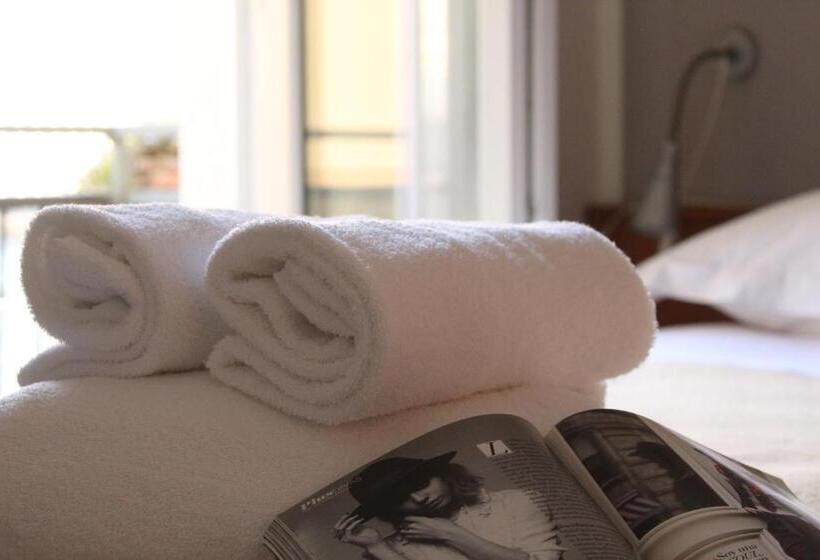 هتل Albergo Tecla