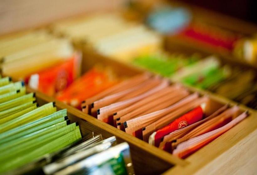 هتل Albergo Villa Mimosa