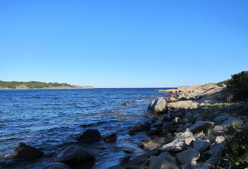 هاستل Källviken Semesterby