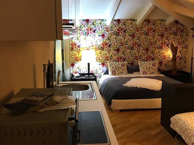B&b Jsuite