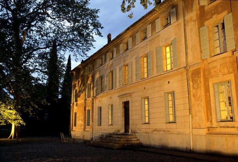 تختخواب و صبحانه Chateau De Saint Martin
