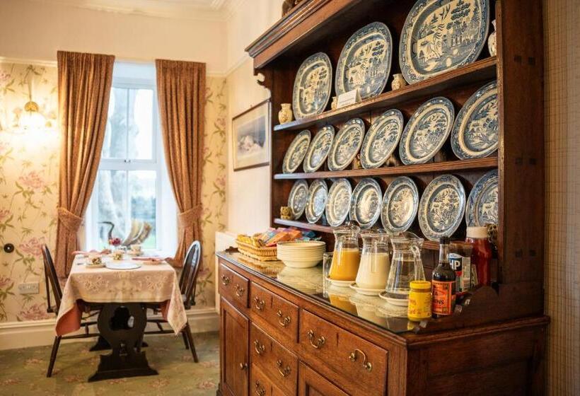 住宿加早餐  Gwrach Ynys Country Guest House