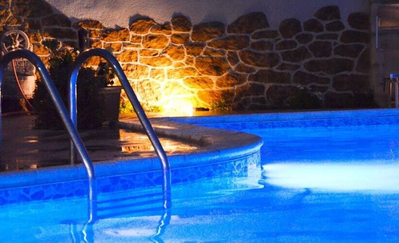 تختخواب و صبحانه Il Quadrifoglio