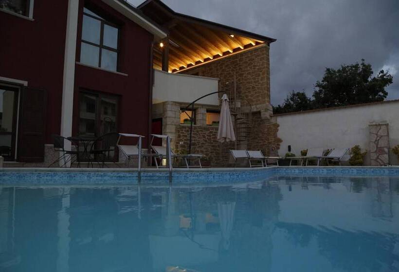 تختخواب و صبحانه Il Quadrifoglio