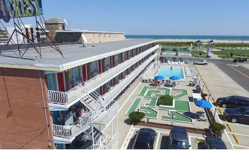 Gold Crest Motel