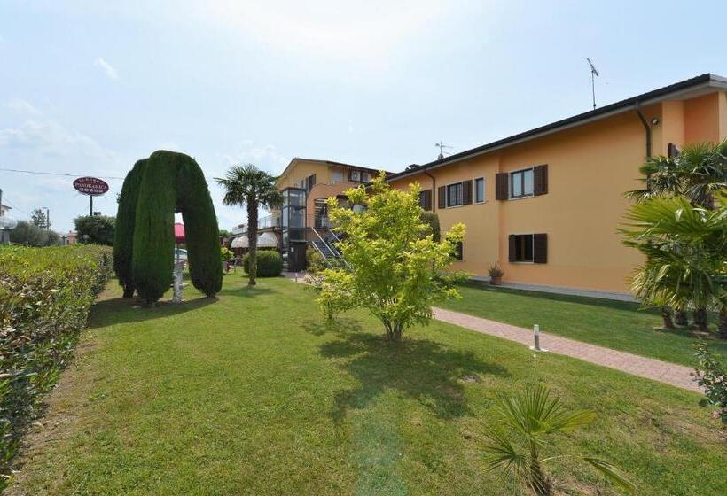 هتل Albergo Panoramica