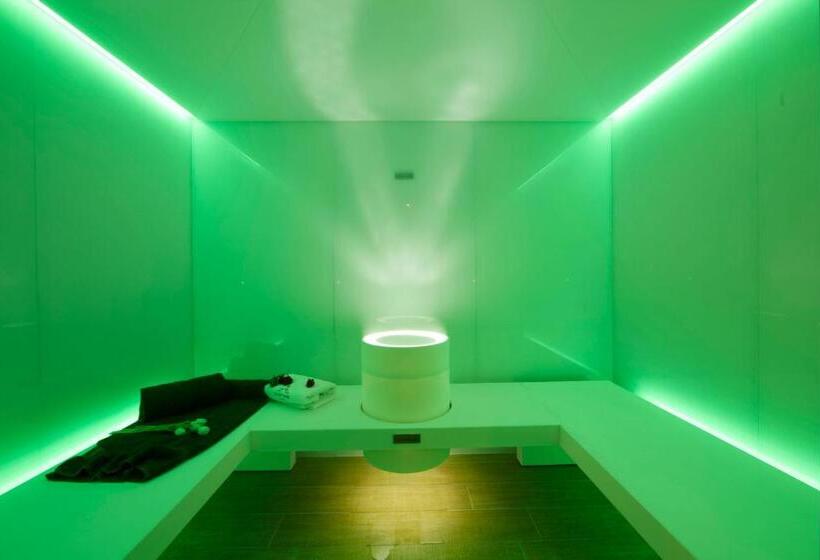 هتل Chalet Vites Mountain