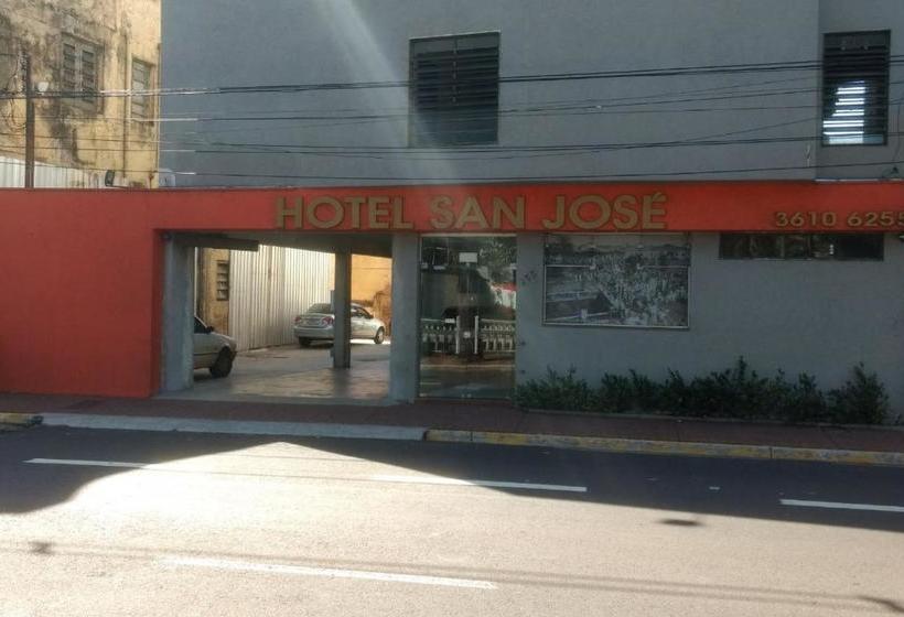 Hotel & Hostel San José
