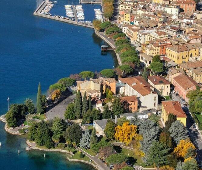 בית מלון כפרי Terminus