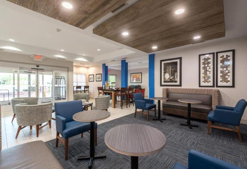 Holiday Inn Express Hotel & Suites Lagrange I 85, An Ihg