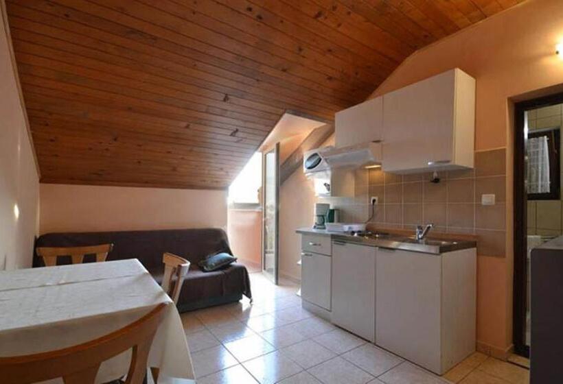 مبيت وإفطار Villa Daniela