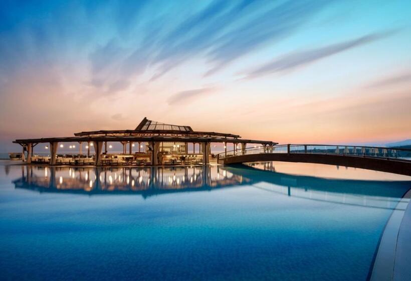 Elexus Hotel Resort & Spa & Casino