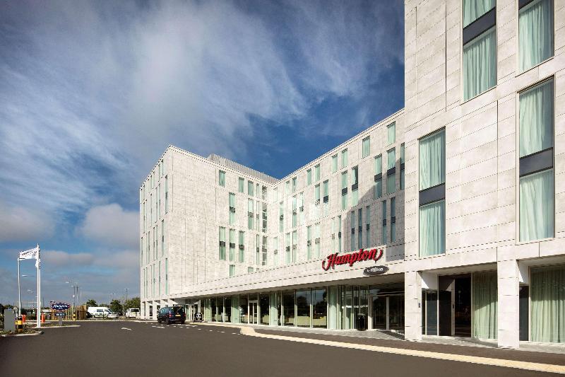 هتل Hampton By Hilton London Stansted Airport