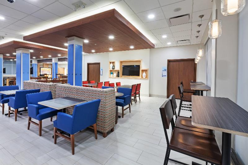 فندق Holiday Inn Express & Suites   Lenexa   Overland Park Area, An Ihg