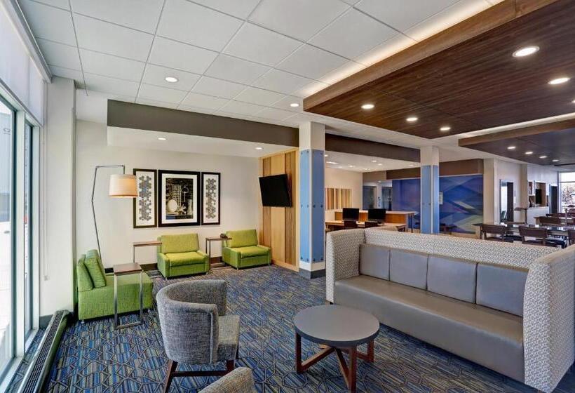 فندق Holiday Inn Express & Suites   Lenexa   Overland Park Area, An Ihg