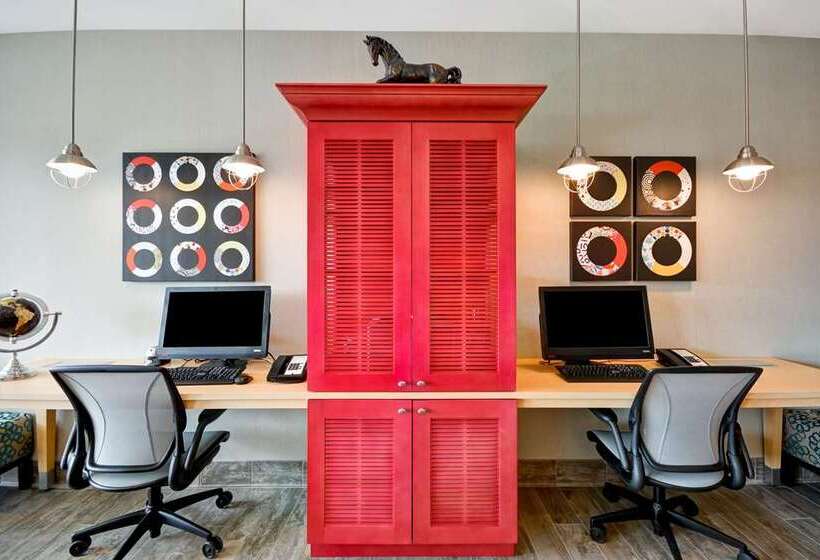 فندق Home2 Suites By Hilton Charles Town