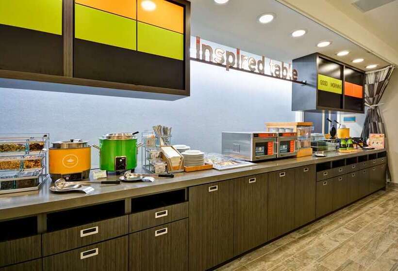 فندق Home2 Suites By Hilton Charles Town