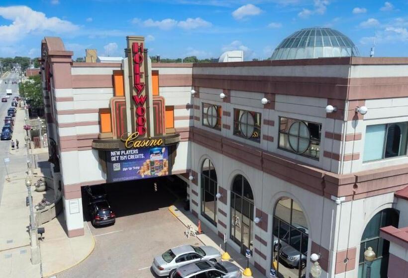 ホテル Red Roof Inn And Conference Center Chicago   N Aurora Naperville